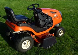  KUBOTA T1670, tłoki i pierścienie silnika